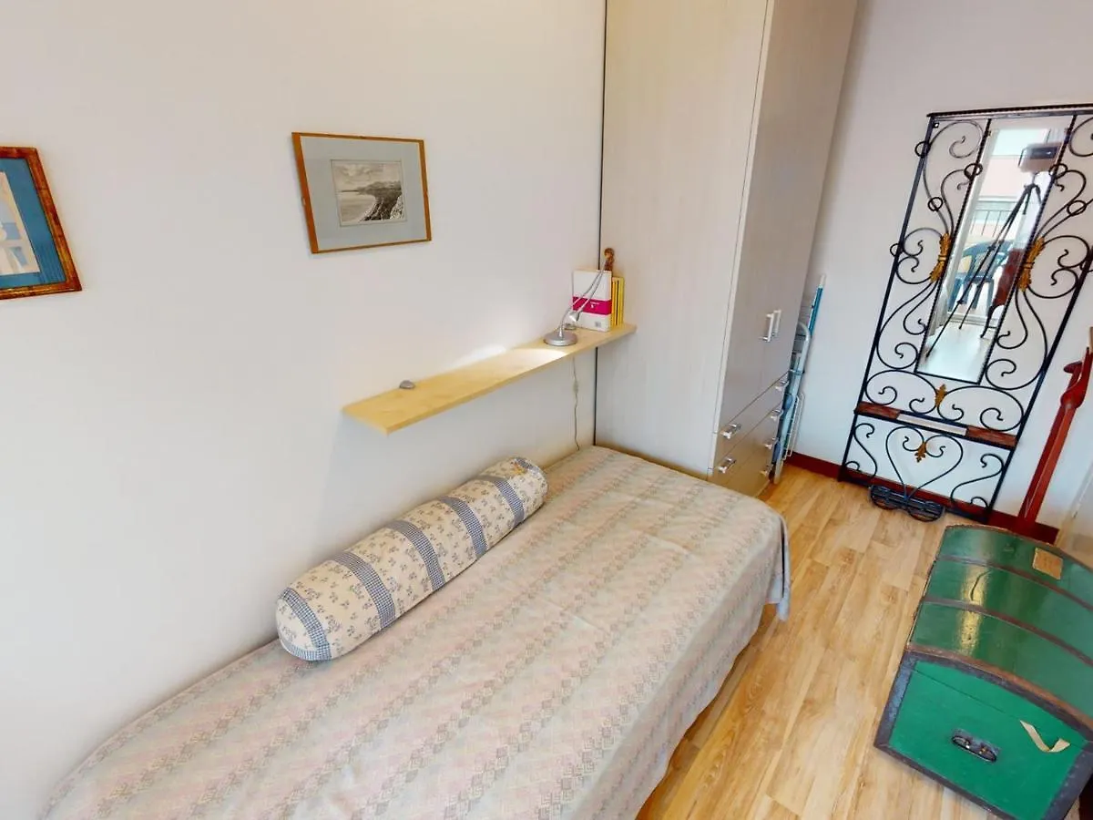 Appartement Studio Spacieux Avec Terrasse Face Mer Et Coin Nuit, Proche Plages Et Commerces, A 10 Min De Monaco - Fr-1-196-337 Roquebrune-Cap-Martin